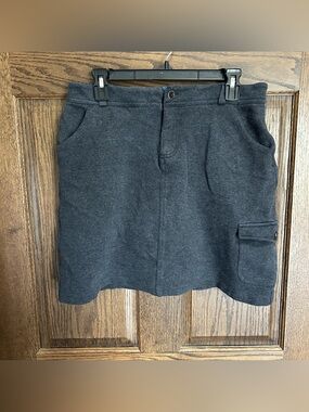 Duluth Trading Co Charcoal Gray Knit Skort with Side Pocket